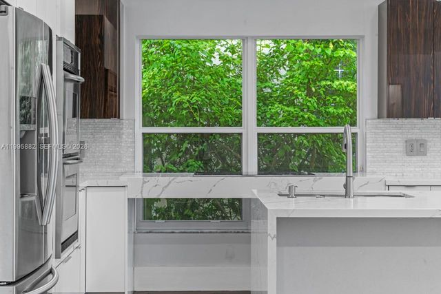 18096 SW 29th St, Miramar, FL 33029