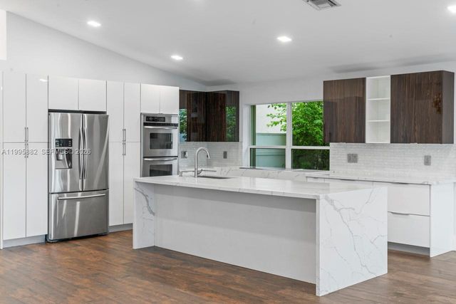 18096 SW 29th St, Miramar, FL 33029