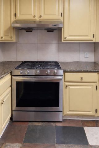 584 Vienna Street, San Francisco, CA 94112