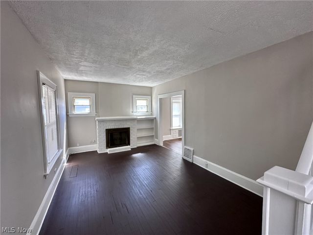 484 Homer Avenue, Akron, OH 44320