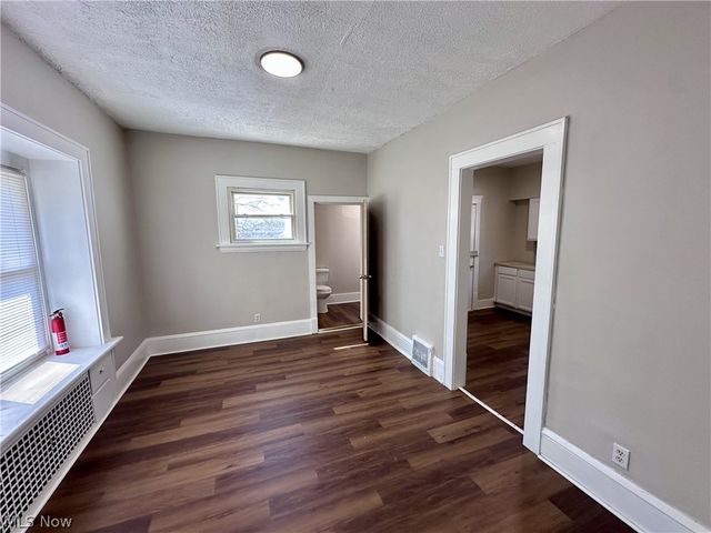 484 Homer Avenue, Akron, OH 44320