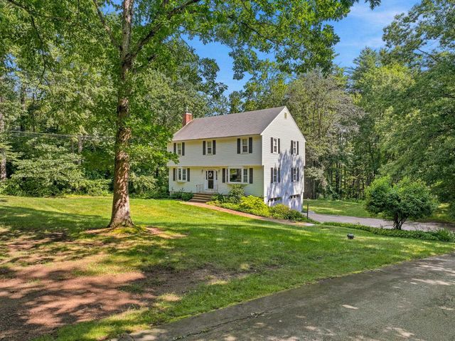16 Williamsburg Drive, Amherst, NH 03031