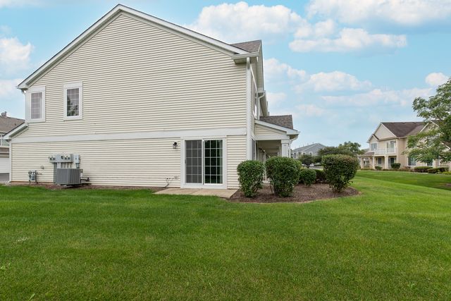 39719 N Warren Lane, Beach Park, IL 60083