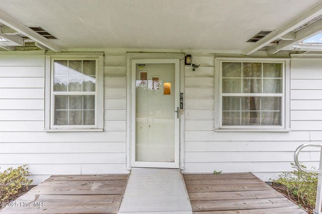 941 Slocomb Road, Linden, NC 28356
