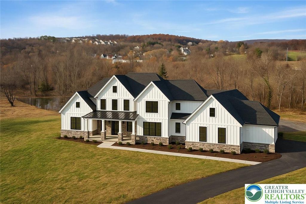 3717 Station Avenue, Upper Saucon Twp, PA 18034