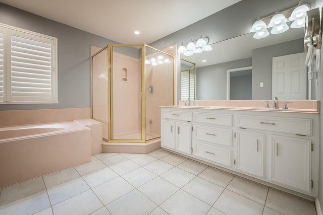 330 Breeze Park Drive, Houston, TX 77015