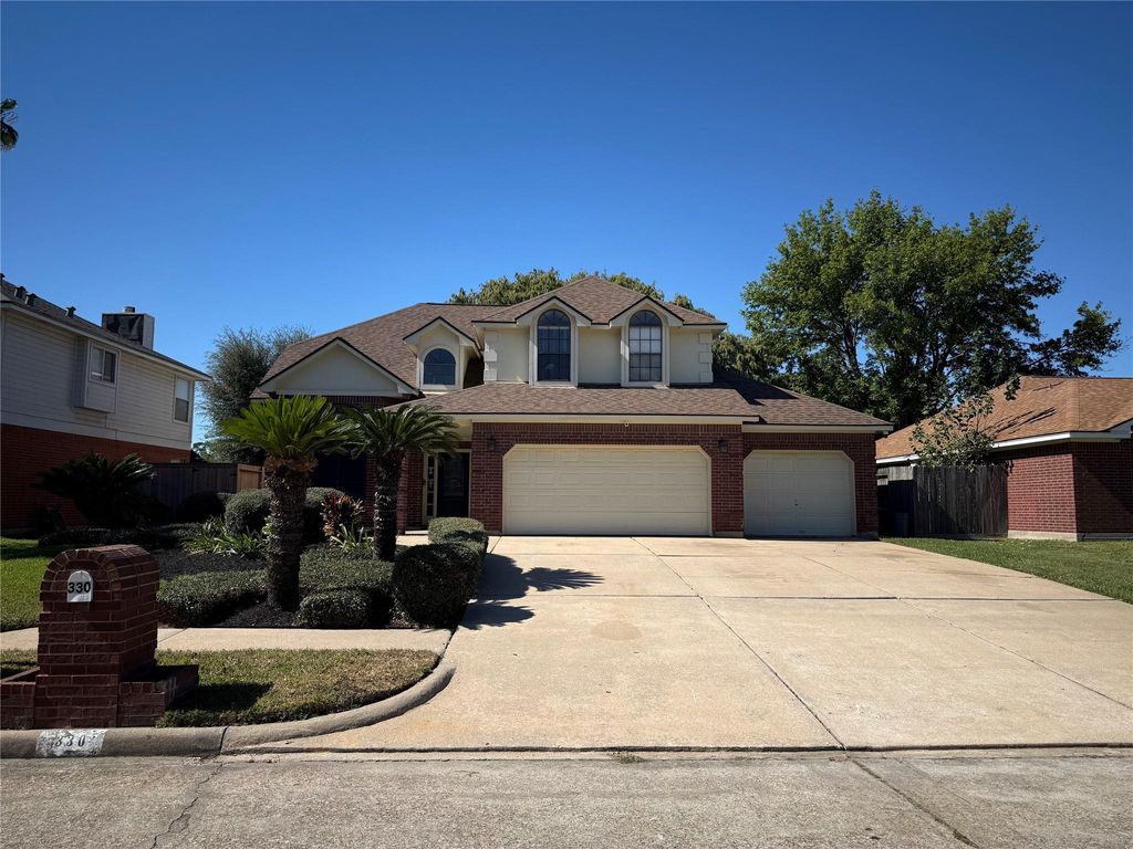 330 Breeze Park Drive, Houston, TX 77015