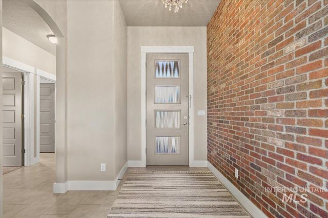1058 E Radiant Ridge Dr., Meridian, ID 83642