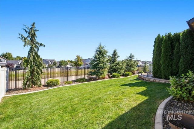 1058 E Radiant Ridge Dr., Meridian, ID 83642