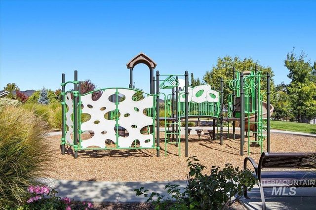 1058 E Radiant Ridge Dr., Meridian, ID 83642