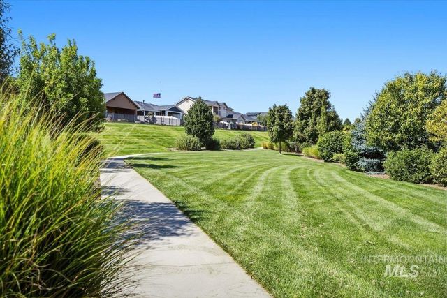 1058 E Radiant Ridge Dr., Meridian, ID 83642
