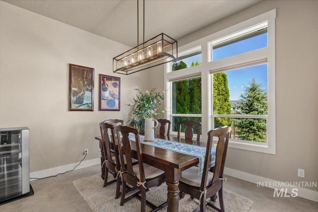1058 E Radiant Ridge Dr., Meridian, ID 83642