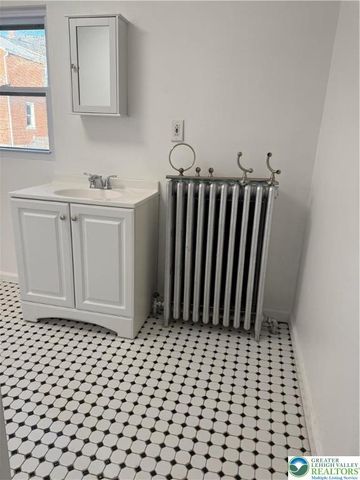 213 Chew Street, Allentown City, PA 18102