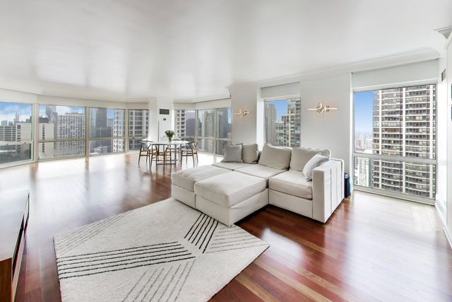 100 E HURON Street 3505, Chicago, IL 60611