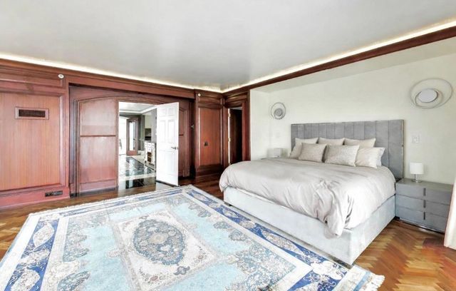 100 E HURON Street 3505, Chicago, IL 60611