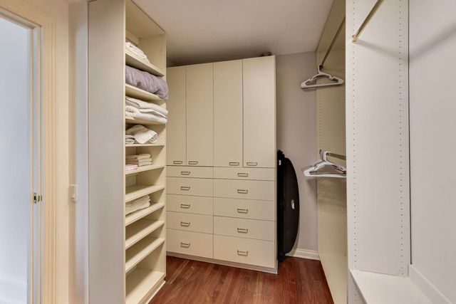 100 E HURON Street 3505, Chicago, IL 60611