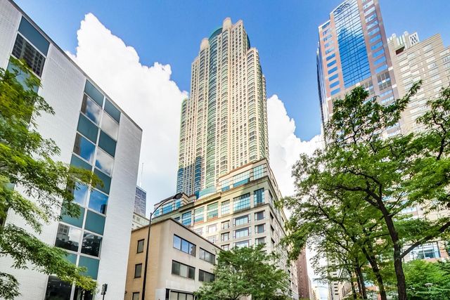 100 E HURON Street 3505, Chicago, IL 60611