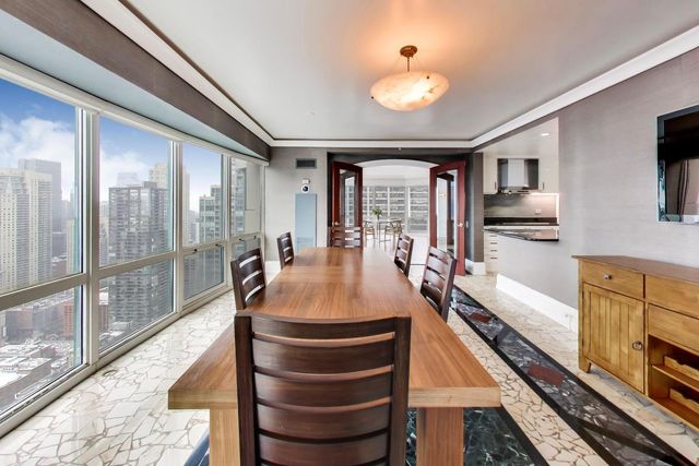 100 E HURON Street 3505, Chicago, IL 60611