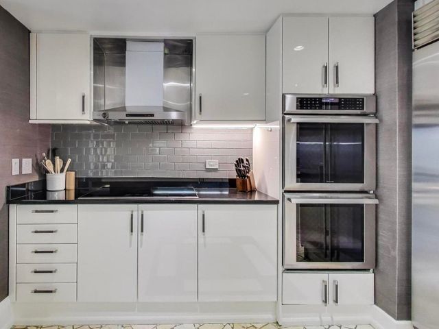 100 E HURON Street 3505, Chicago, IL 60611