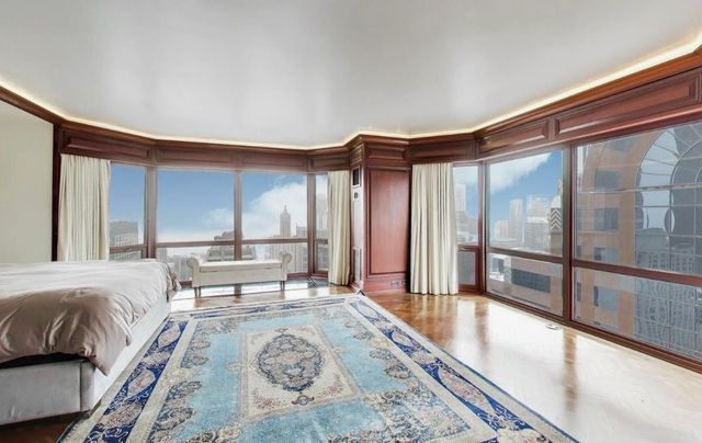 100 E HURON Street 3505, Chicago, IL 60611