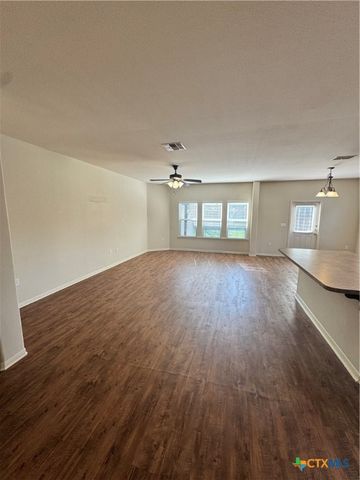 106 Pin Oak Court, Victoria, TX 77901