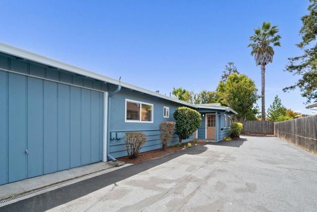 915 Cayuga Street, Santa Cruz, CA 95062