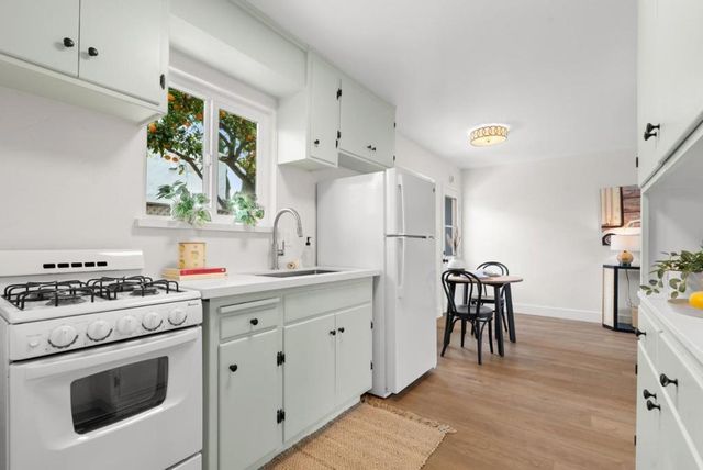 915 Cayuga Street, Santa Cruz, CA 95062