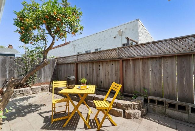 915 Cayuga Street, Santa Cruz, CA 95062