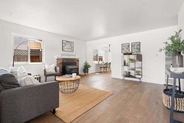 915 Cayuga Street, Santa Cruz, CA 95062