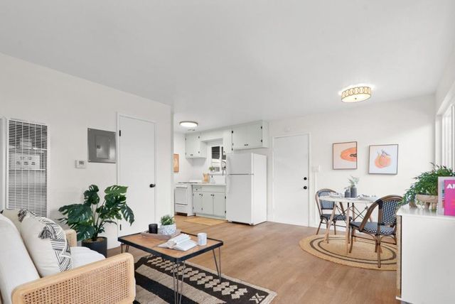 915 Cayuga Street, Santa Cruz, CA 95062