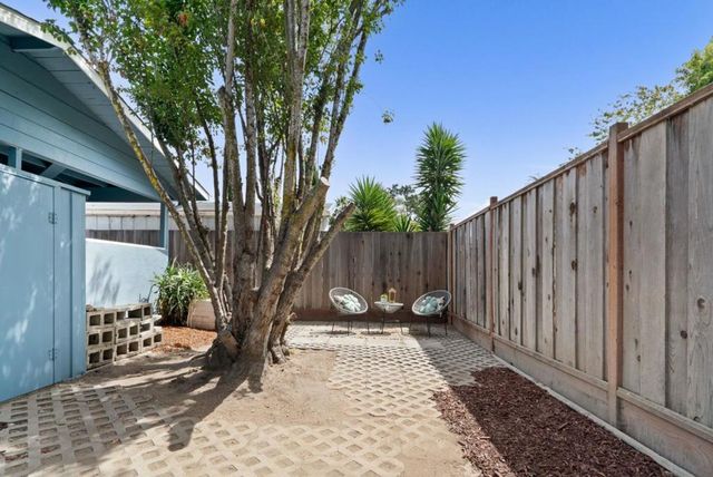 915 Cayuga Street, Santa Cruz, CA 95062