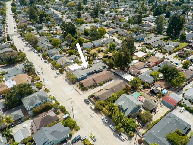 915 Cayuga Street, Santa Cruz, CA 95062