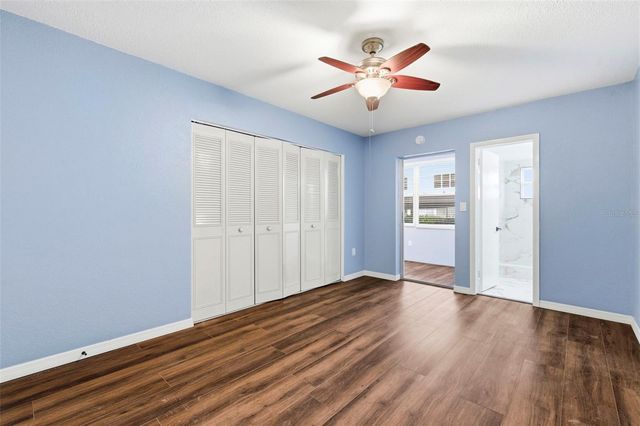 5155 9TH AVENUE N 104, St Petersburg, FL 33710