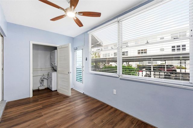 5155 9TH AVENUE N 104, St Petersburg, FL 33710