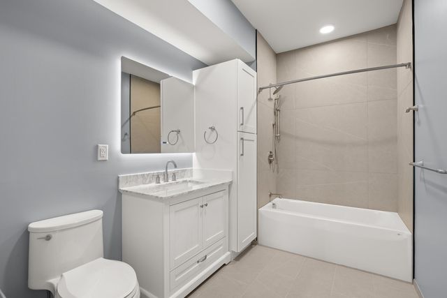 99 Foundry Place 104, Portsmouth, NH 03801