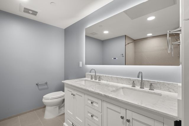 99 Foundry Place 104, Portsmouth, NH 03801