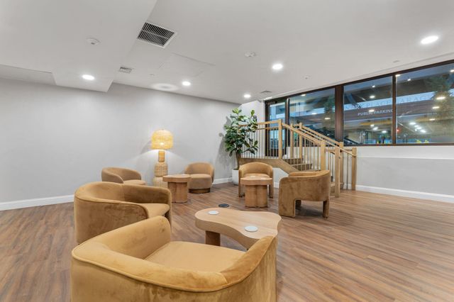 99 Foundry Place 104, Portsmouth, NH 03801