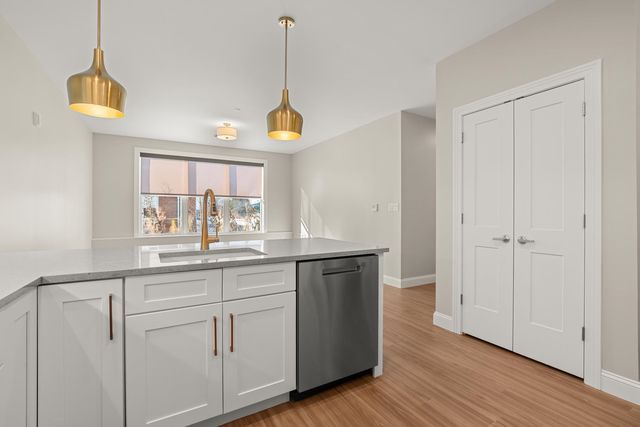 99 Foundry Place 104, Portsmouth, NH 03801