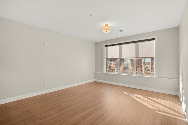 99 Foundry Place 104, Portsmouth, NH 03801