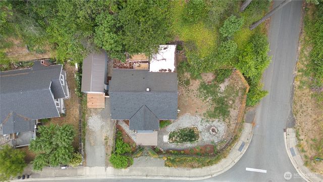 1549 Charleston Beach Road W, Bremerton, WA 98312