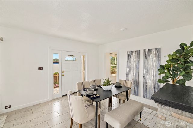 1549 Charleston Beach Road W, Bremerton, WA 98312