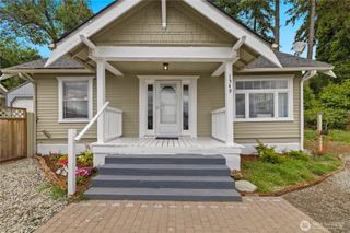 1549 Charleston Beach Road W, Bremerton, WA 98312