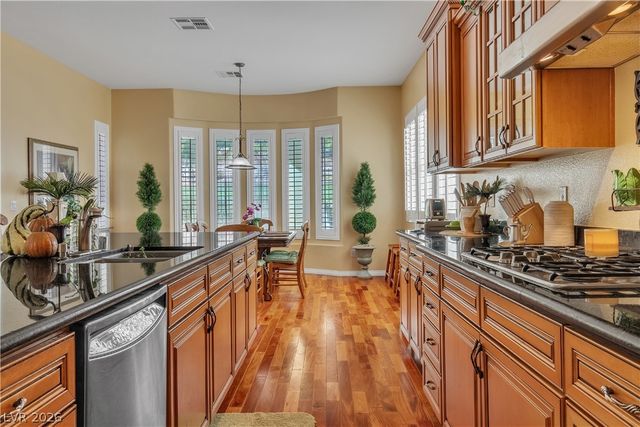 1455 Foothills Village Drive, Henderson, NV 89012