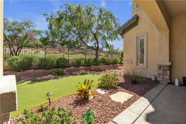 1455 Foothills Village Drive, Henderson, NV 89012
