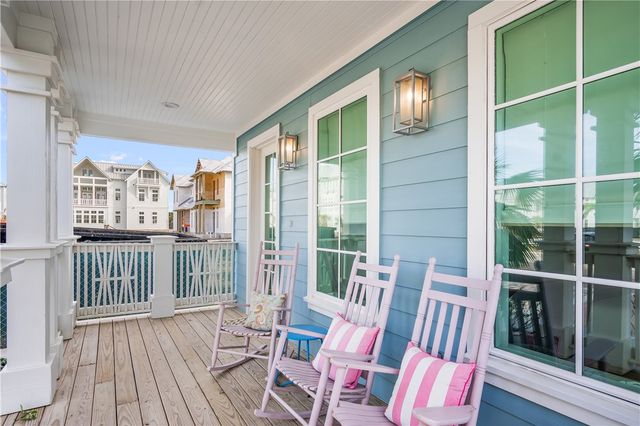 204 Tailwind Dr, Port Aransas, TX 78373