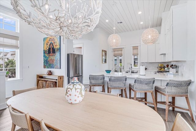 204 Tailwind Dr, Port Aransas, TX 78373