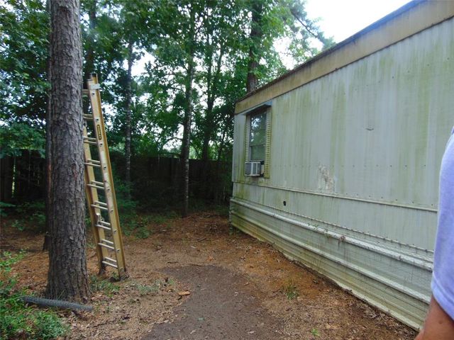 431 Terlingua Street, Livingston, TX 77351
