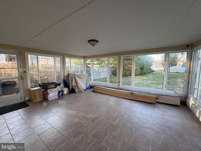 75 WINDING WAY, Hamilton, NJ 08620