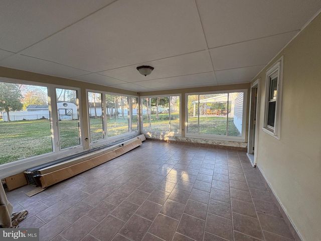 75 WINDING WAY, Hamilton, NJ 08620