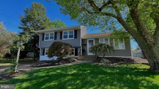 75 WINDING WAY, Hamilton, NJ 08620